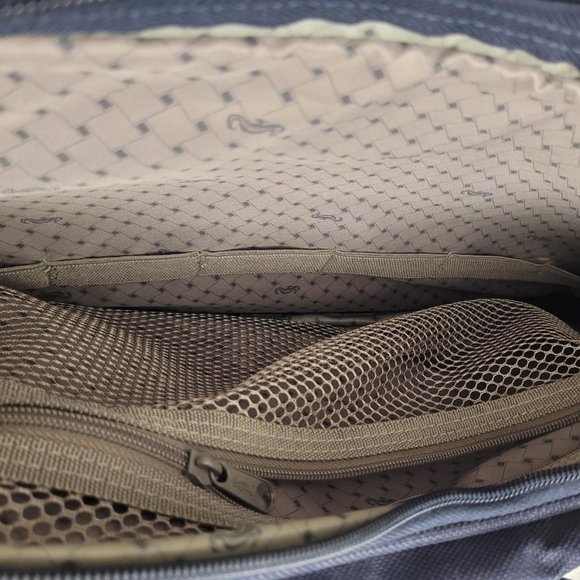 Atlantic carry on travel bag. - Picture 5 of 9